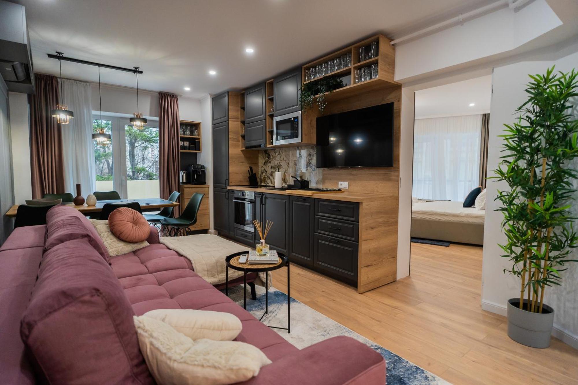 בוקרשט Urban Pearl - Old Town - Unique 4Br/3Ba Apartment מראה חיצוני תמונה