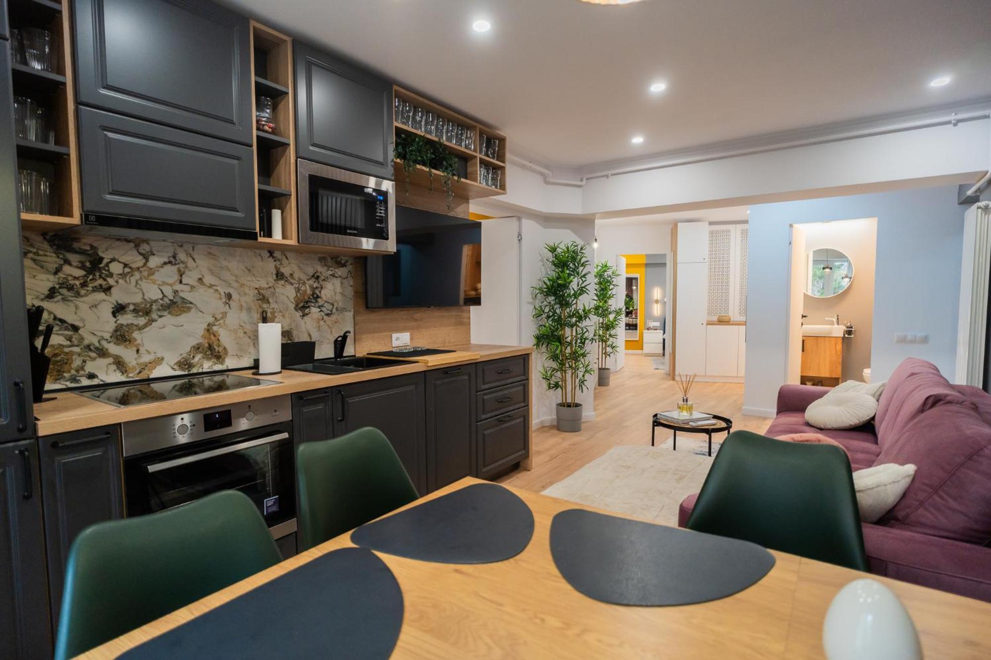 בוקרשט Urban Pearl - Old Town - Unique 4Br/3Ba Apartment מראה חיצוני תמונה
