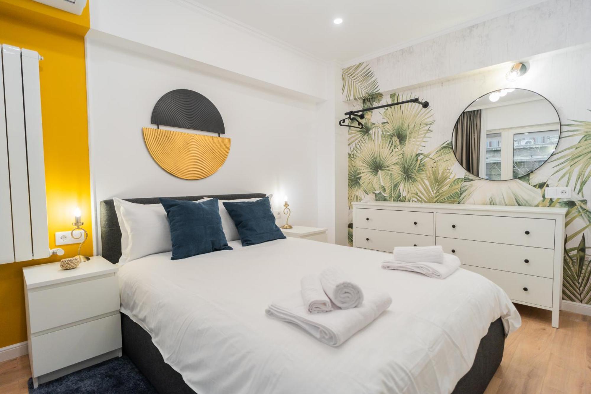 בוקרשט Urban Pearl - Old Town - Unique 4Br/3Ba Apartment מראה חיצוני תמונה