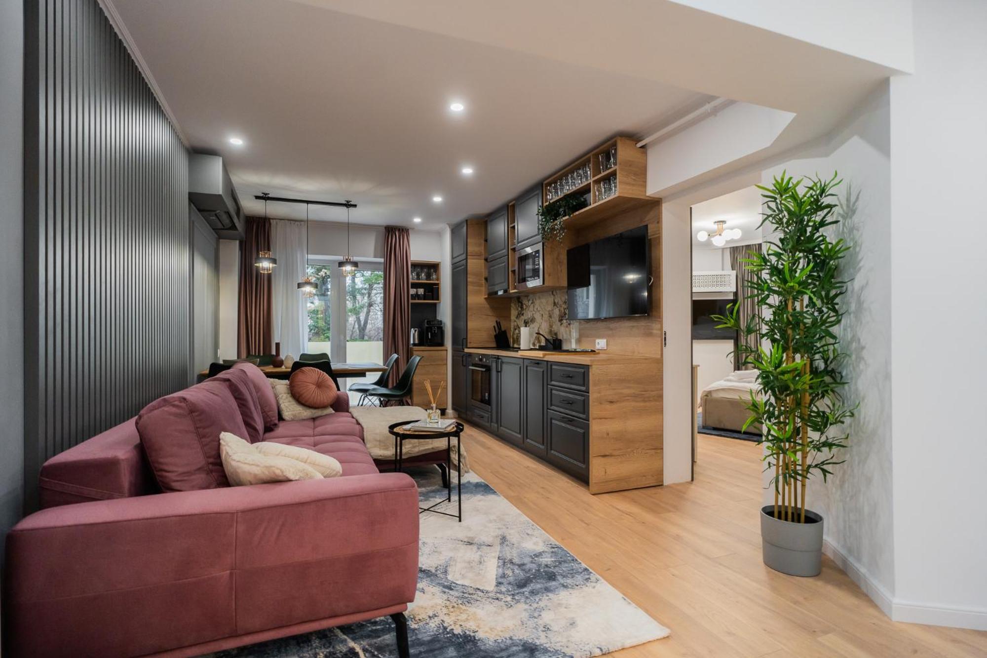 בוקרשט Urban Pearl - Old Town - Unique 4Br/3Ba Apartment מראה חיצוני תמונה