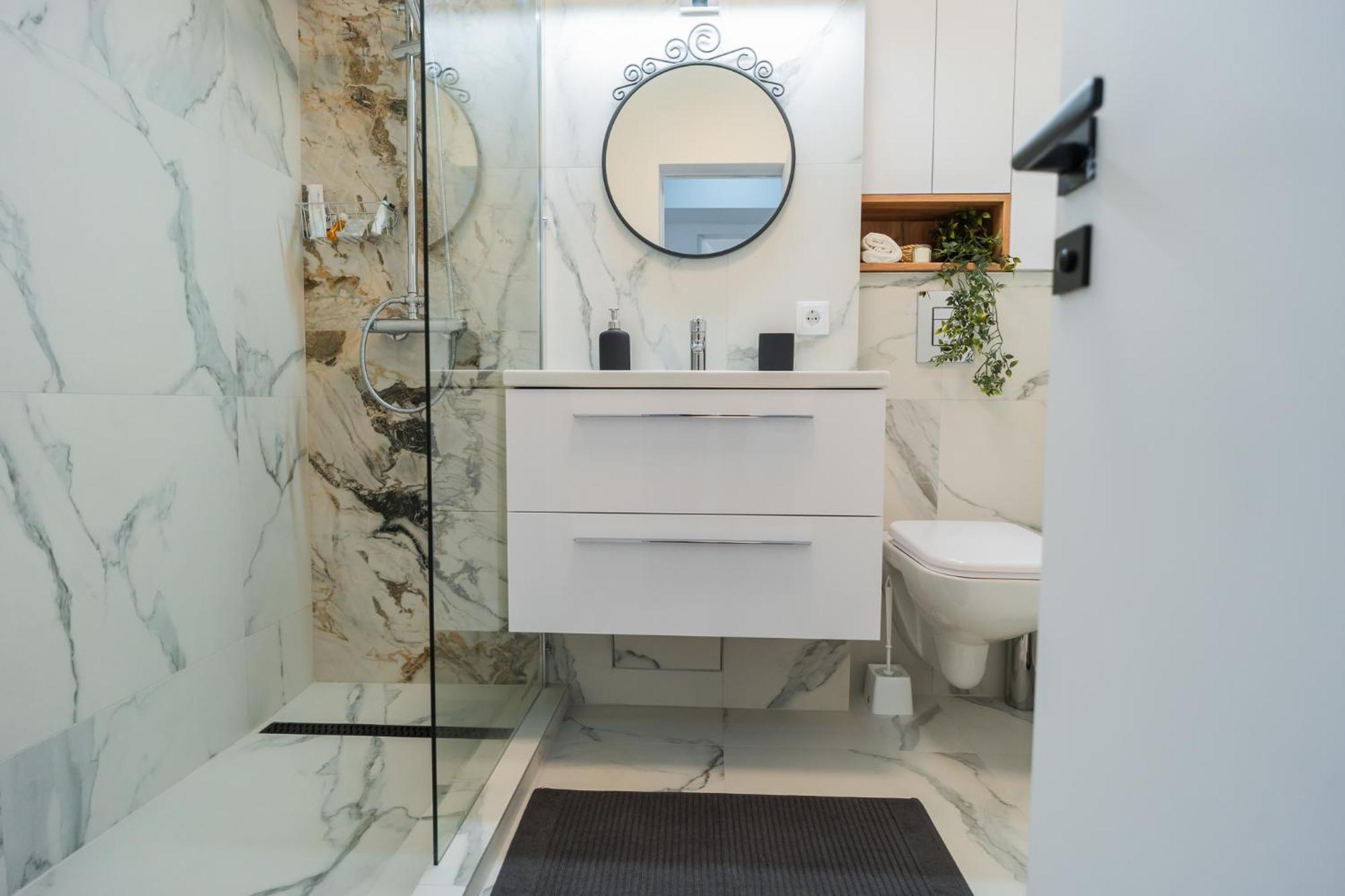 בוקרשט Urban Pearl - Old Town - Unique 4Br/3Ba Apartment מראה חיצוני תמונה